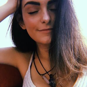 Meet your Posher, Ilivia